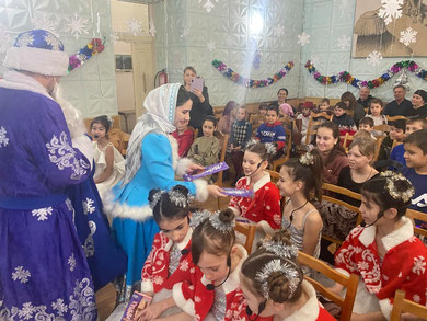 Новогодний утренник для детей из Воскресной школы при Соборе Георгия Победоносца