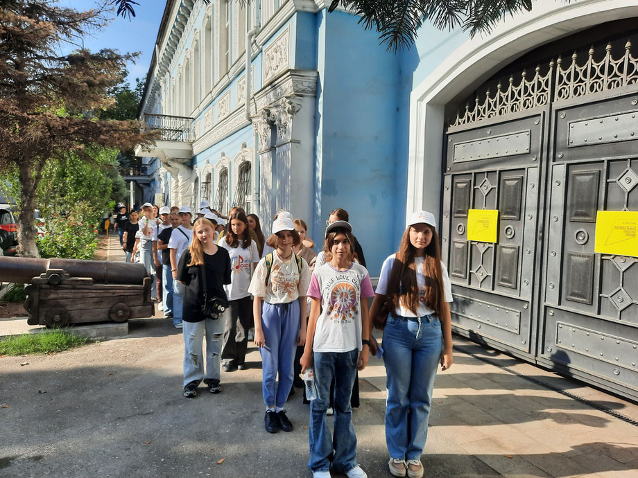 Национальный музей РД посетил детский хоровой коллектив из Луганской Народной Республики