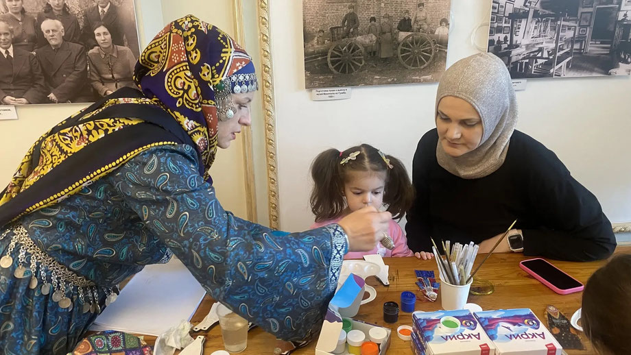 Новогодний мастер-класс в национальном стиле