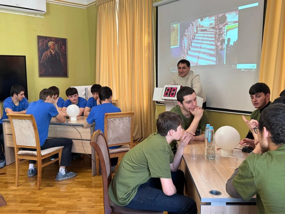 Битва умов!