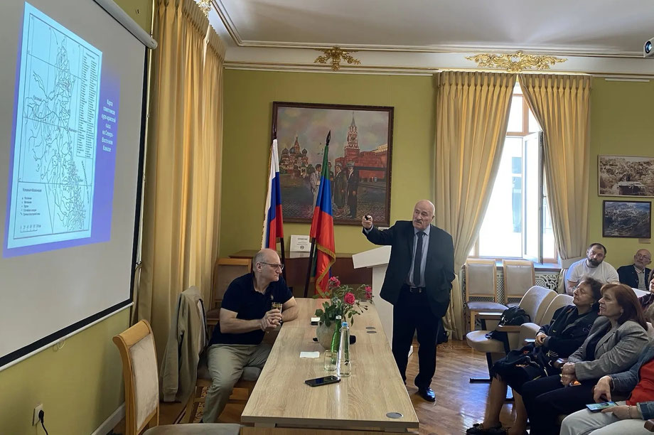 Фонды музея пополнятся новыми археологическими предметами